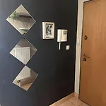 Un Havre De Verdure En 아파트 콜마