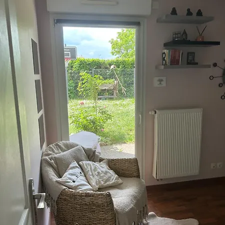 Un Havre De Verdure En Apartment